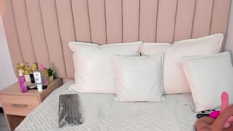  Dahiana   online show from January 20, 3:07 pm