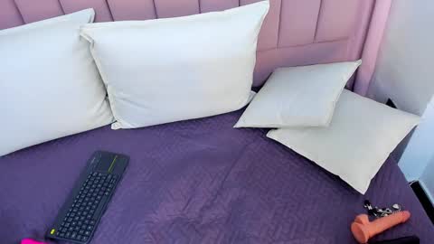  Dahiana   online show from February 10, 2:26 pm