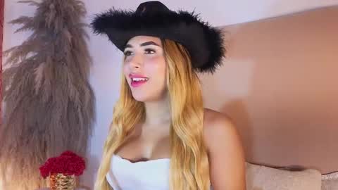 Dahiana online show from October 30, 8:42 pm