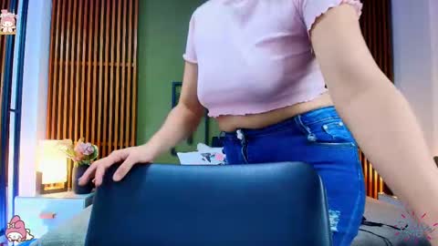  Dahiana  online show from February 20, 8:03 pm