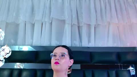 Snapshot of dahianamoss chatting on February 1, 11:31 am Dahiana online show from February 1, 11:31 am