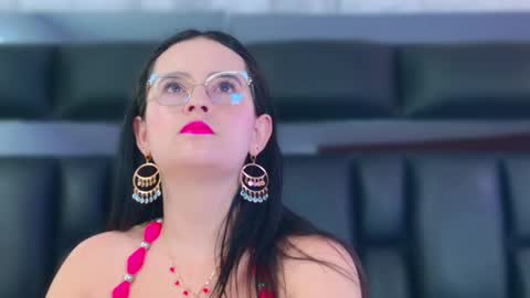 Snapshot of dahianamoss chatting on February 19, 11:39 am Dahiana online show from February 19, 11:39 am