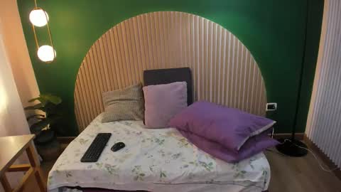 Dahiane Connor online show from November 25, 11:32 am