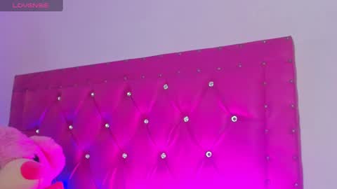    online show from December 29, 3:46 pm