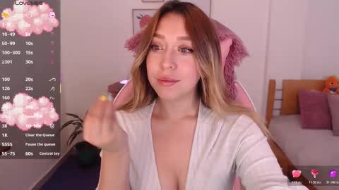 Dahlia online show from January 7, 7:27 pm