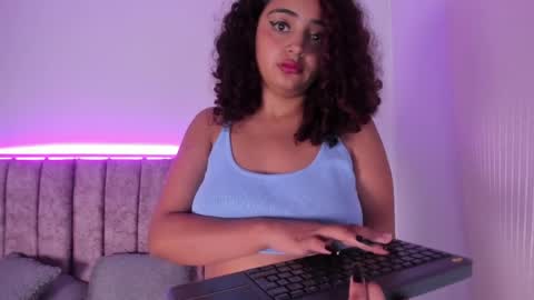 dahlia_rossee online show from April 30, 7:42 pm