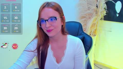 Snapshot of dahlia_rossi chatting on November 27, 5:31 am Dahlia online show from November 27, 5:31 am