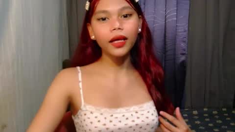 Snapshot of dahlia_vivienne chatting on June 10, 6:56 am yourgirlydahlia online show from June 10, 6:56 am