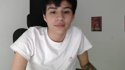 Snapshot of dahliarios chatting on August 7, 4:36 am lorena online show from August 7, 4:36 am