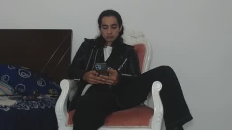 Snapshot of daimondolce chatting on March 8, 10:00 am Daniel y Camilo online show from March 8, 10:00 am