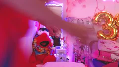 Snapshot of daina_flower chatting on May 26, 7:04 am DAINA online show from May 26, 7:04 am