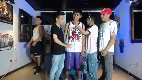 daiquirie online show from November 29, 7:50 pm