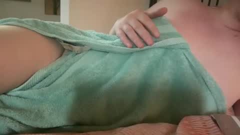 Mx Mommy Moo online show from March 25, 2:01 pm