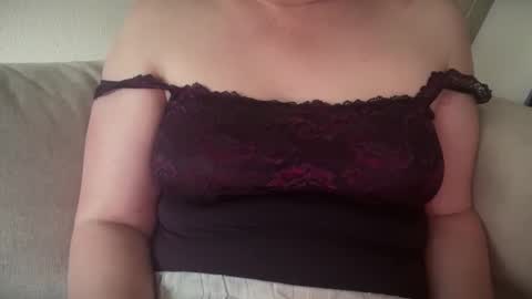 Mx Mommy Moo online show from March 31, 4:18 pm