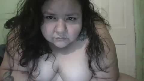 Snapshot of daisnconfusion_ chatting on January 4, 12:16 am daisnconfusion_ online show from January 4, 12:16 am