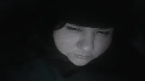 Snapshot of daisnconfusion_ chatting on January 16, 7:17 am daisnconfusion_ online show from January 16, 7:17 am