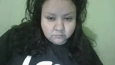 Snapshot of daisnconfusion_ chatting on February 13, 12:13 am daisnconfusion_ online show from February 13, 12:13 am