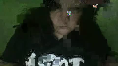 Snapshot of daisnconfusion_ chatting on February 13, 9:49 pm daisnconfusion_ online show from February 13, 9:49 pm