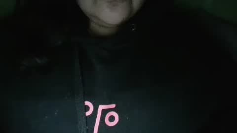 Snapshot of daisnconfusion_ chatting on February 22, 2:17 am daisnconfusion_ online show from February 22, 2:17 am