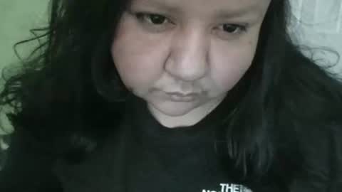 Snapshot of daisnconfusion_ chatting on February 25, 8:51 pm daisnconfusion_ online show from February 25, 8:51 pm