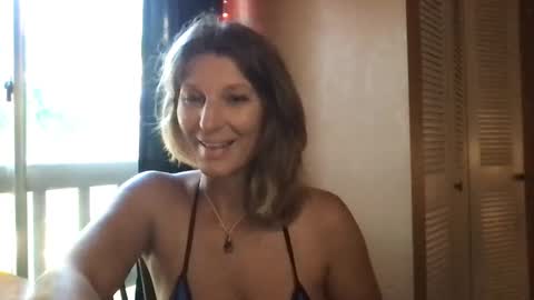 Daisy137 online show from December 21, 1:21 pm