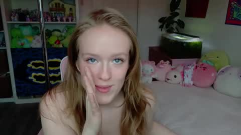 Daisy online show from May 7, 9:20 pm