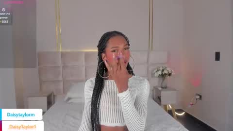 Daisy online show from November 5, 12:27 pm