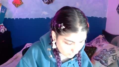    --  -- help me reach 100 hands up  online show from December 31, 12:32 am