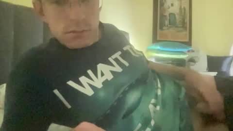 Snapshot of dakinsster chatting on September 25, 11:41 pm Daniel online show from September 25, 11:41 pm