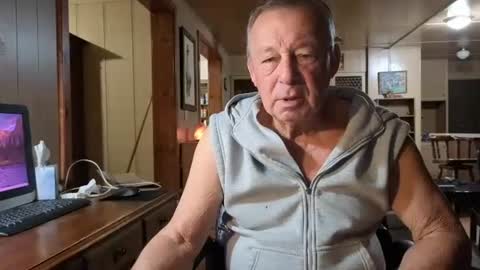 Snapshot of dakit2 chatting on October 21, 1:01 pm dakit online show from October 21, 1:01 pm