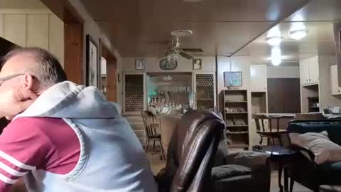 Snapshot of dakit2 chatting on November 19, 1:44 pm dakit online show from November 19, 1:44 pm