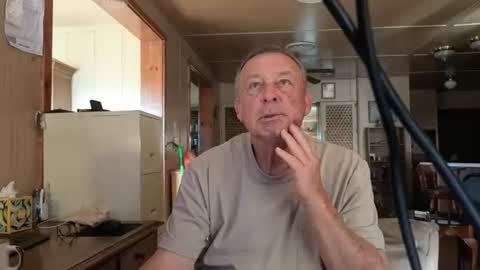 Snapshot of dakit2 chatting on May 3, 2:34 pm dakit online show from May 3, 2:34 pm