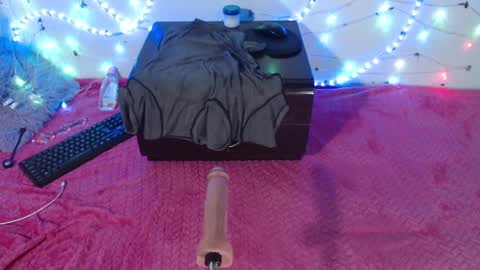 Snapshot of dakkotta_curvy chatting on January 12, 7:21 am VALENTINA online show from January 12, 7:21 am