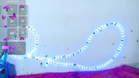 Snapshot of dakkotta_curvy chatting on February 19, 7:28 am VALENTINA online show from February 19, 7:28 am