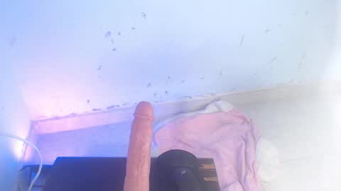 Snapshot of dakkotta_curvy chatting on October 19, 9:10 am VALENTINA online show from October 19, 9:10 am