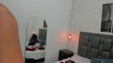 Snapshot of dakota_roussee chatting on February 15, 12:14 pm Dakota online show from February 15, 12:14 pm