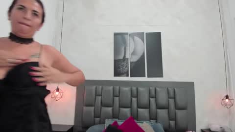 Snapshot of dakota_roussee chatting on March 7, 12:24 pm Dakota online show from March 7, 12:24 pm