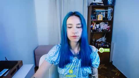 Snapshot of dakota_senju chatting on December 15, 2:08 am Maca online show from December 15, 2:08 am