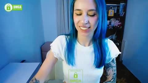 Snapshot of dakota_senju chatting on December 19, 12:02 am Maca online show from December 19, 12:02 am