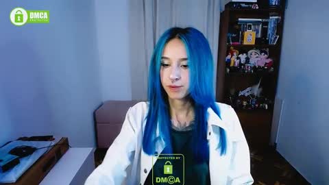 Snapshot of dakota_senju chatting on December 21, 10:51 pm Maca online show from December 21, 10:51 pm