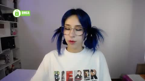 Snapshot of dakota_senju chatting on April 22, 2:51 pm Maca online show from April 22, 2:51 pm