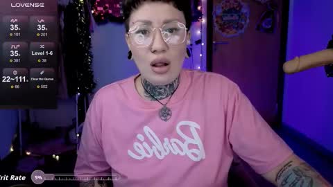 Dakota online show from December 22, 4:04 pm