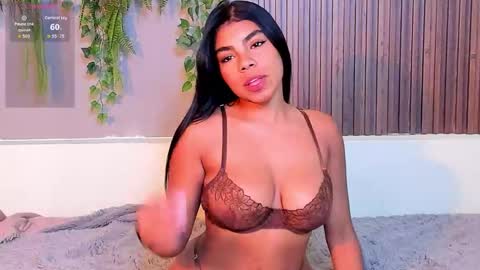 Snapshot of dakotaferreti chatting on September 13, 12:05 pm Dakota Ferreti online show from September 13, 12:05 pm