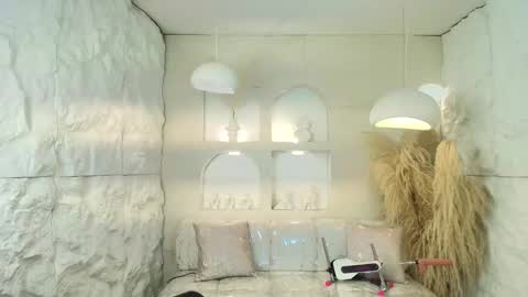 Snapshot of dakotha_v chatting on February 21, 3:18 am Dakotha online show from February 21, 3:18 am