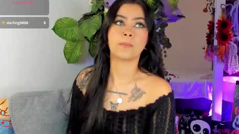 Snapshot of dakottahill chatting on October 15, 6:02 am   online show from October 15, 6:02 am