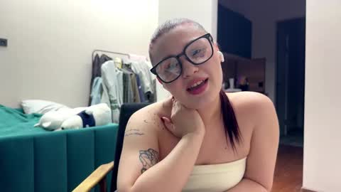 Daria online show from December 19, 6:37 pm