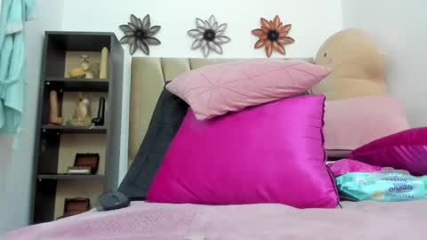  Ren  online show from February 16, 5:15 am