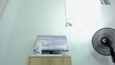  Ren  online show from November 16, 12:16 am