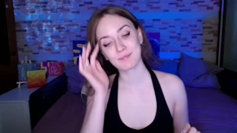 Dalia  online show from February 2, 9:19 am