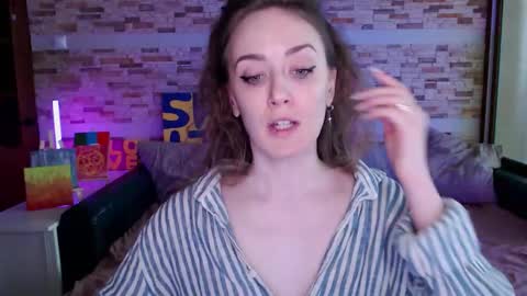 Dalia  online show from February 20, 10:05 am